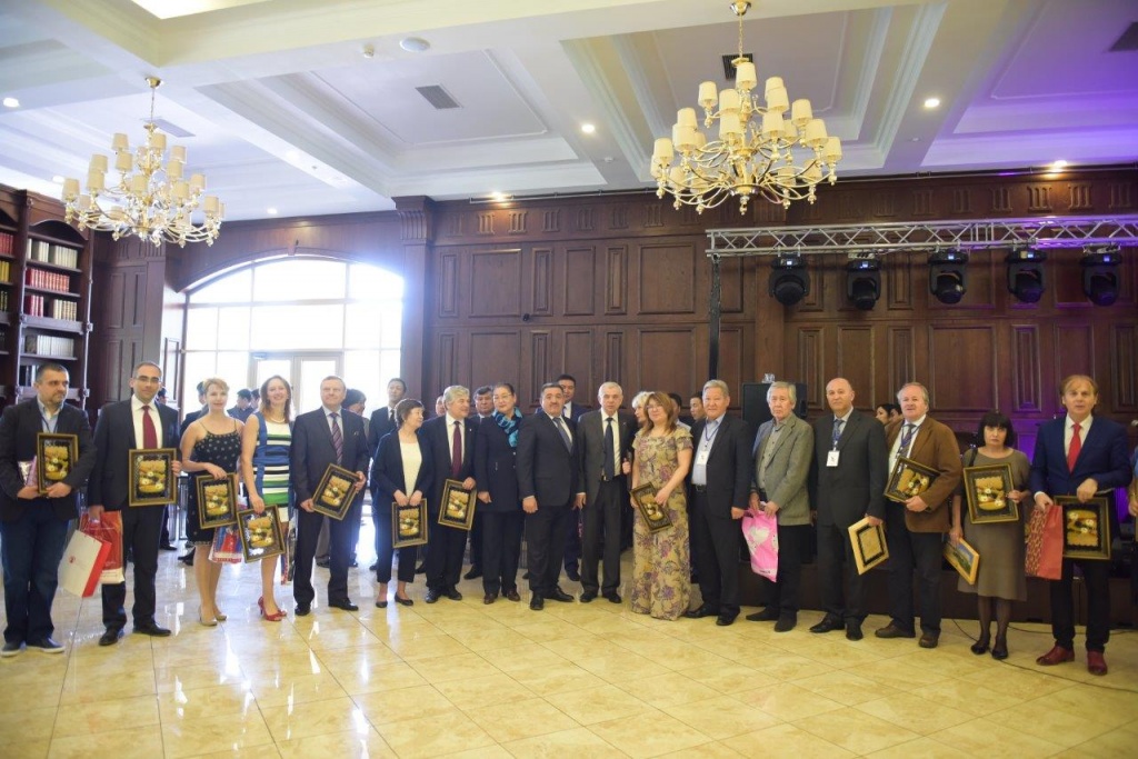 4-BEK_6822.jpg 4-BEK_6822.jpg